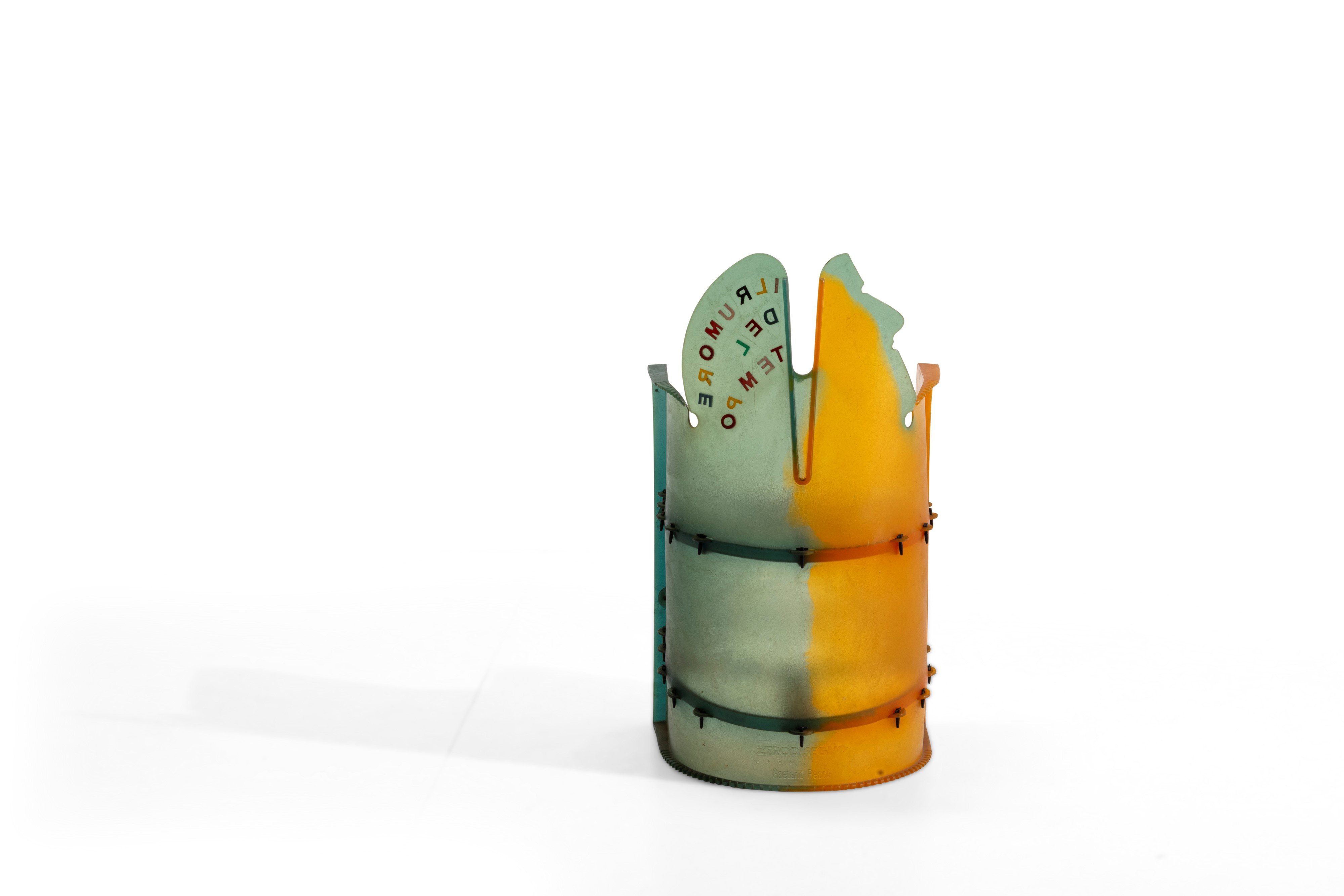 Gaetano Pesce - Sedia della Serie Nodbody's Perfect.