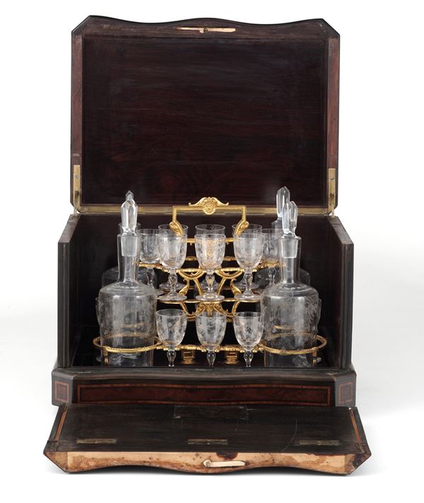 Set da liquore in custodia in legno, XIX secolo