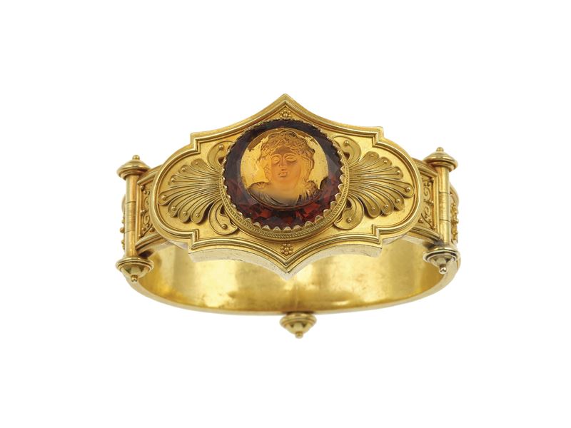 Orange paste cameo and gold bracelet  - Auction Fine Jewels - Cambi Casa d'Aste