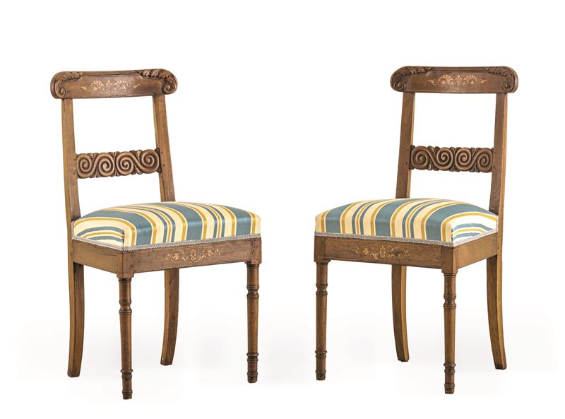 Coppia di sedie intagliate e intarsiate. XIX secolo  - Asta Sei Secoli di Arti e Arredi - III - Cambi Casa d'Aste