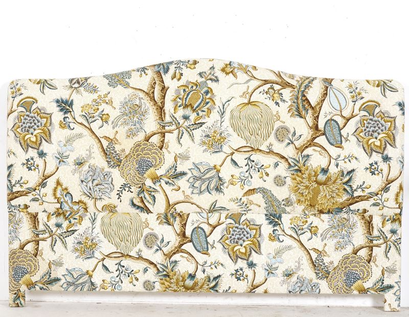 Testiera da letto imbottita  - Auction Antiquariato - Cambi Casa d'Aste