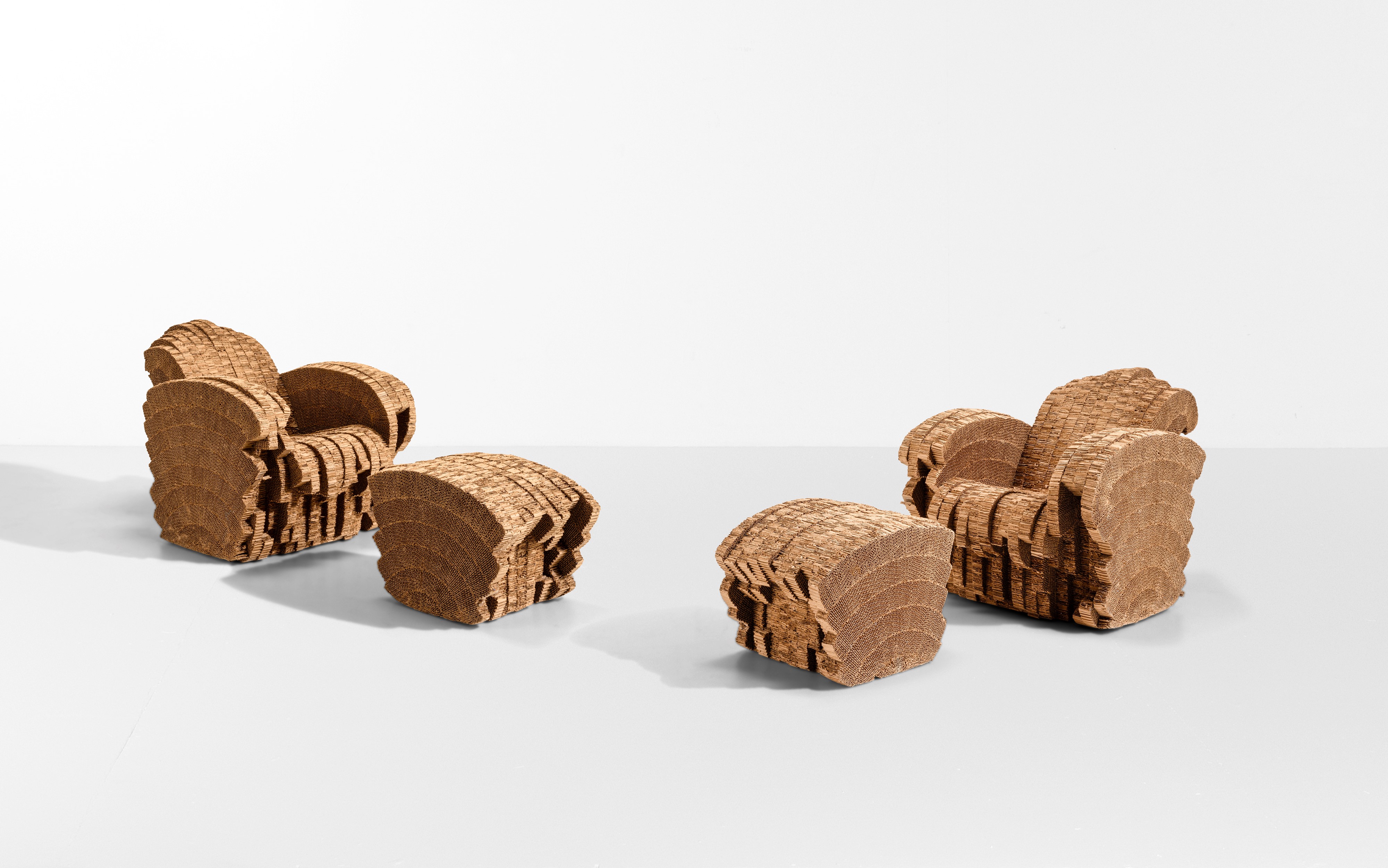 Frank Gehry - Set di Due Poltrone e Due Pouf Little Beaver