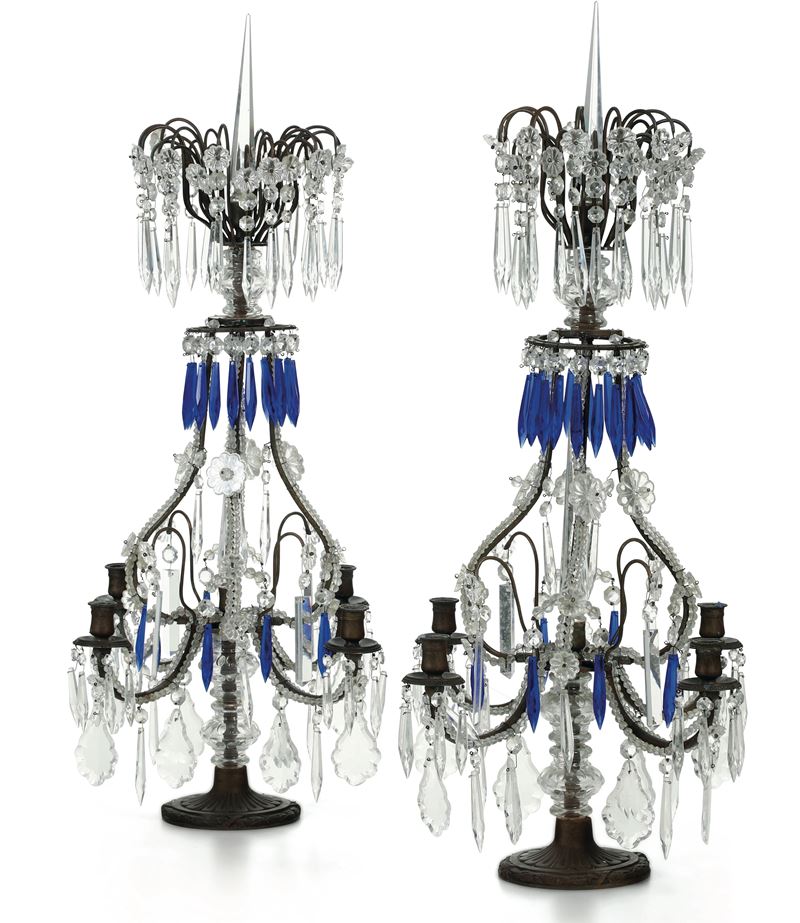 Coppia di girandoles in bronzo e cristallo. XIX-XX secolo  - Asta Sei Secoli di Arti e Arredi - III - Cambi Casa d'Aste