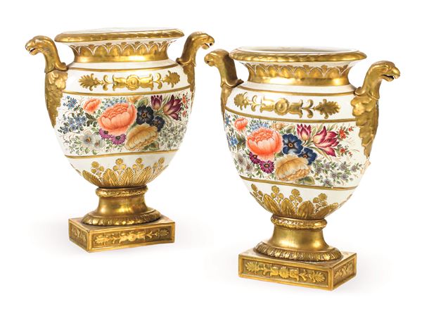 Coppia di vasi, inizio del XX secolo