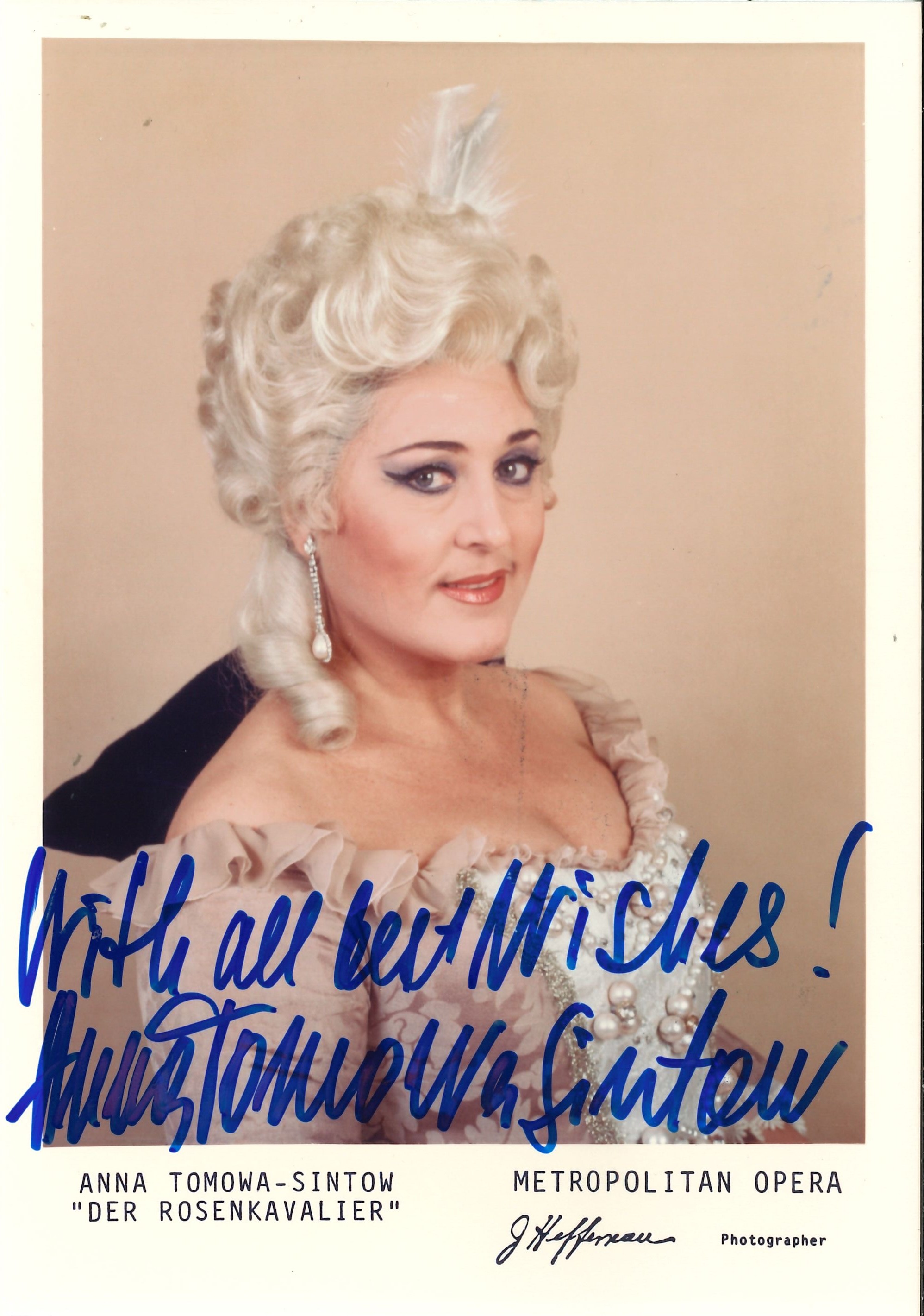 Raccolta di Sessanta Fotografie con Autografo di Cantanti Lirici degli Anni '80 e '90