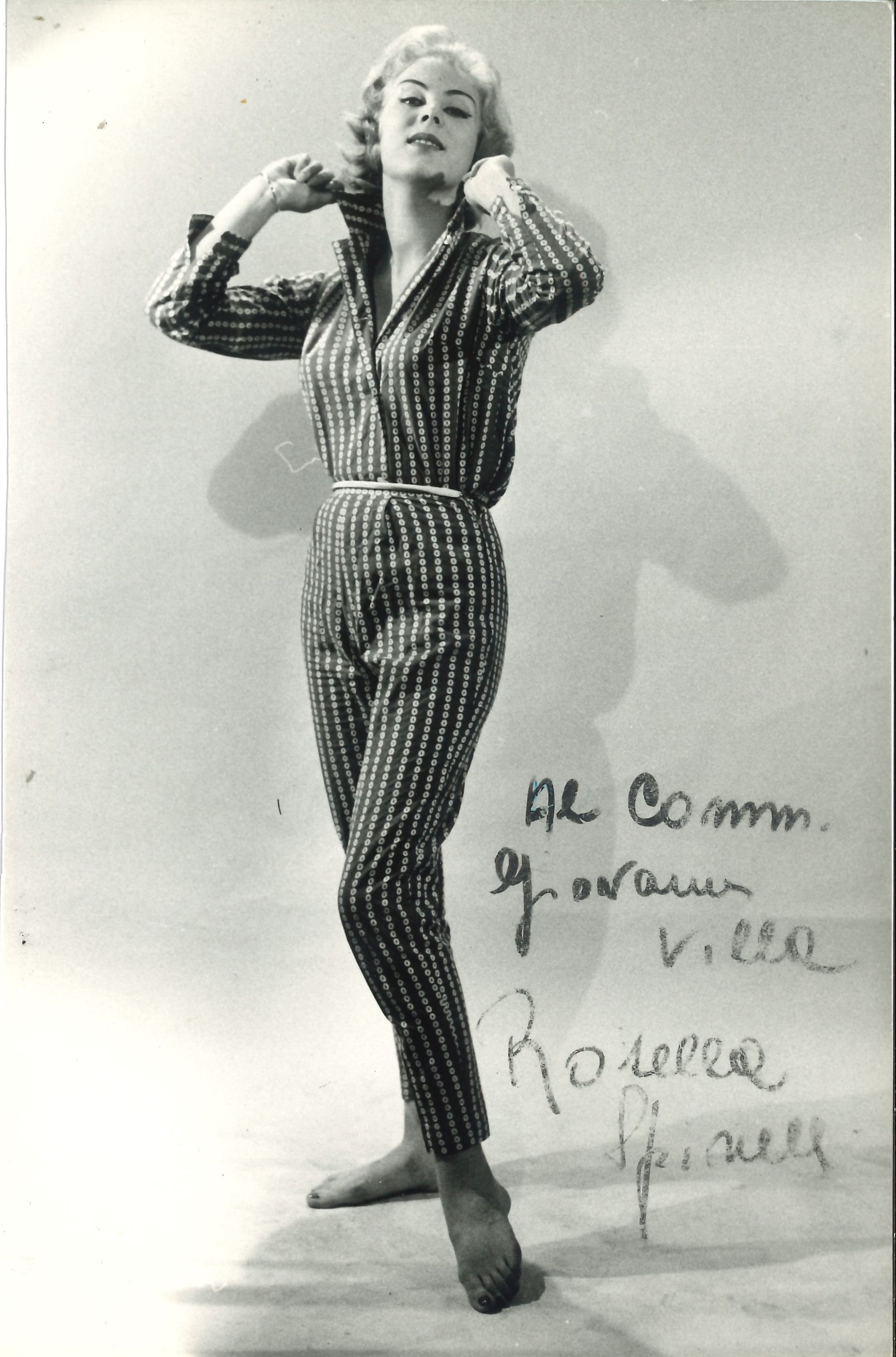 Raccolta di Alcune Decine di Fotografie, Molte delle Quali con Dedica, di Attori Italiani