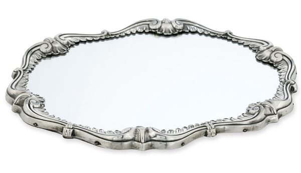 Piccolo presentoire. Argenteria italiana del XX secolo, argentiere Gianni Pietrasanta, Alessandria