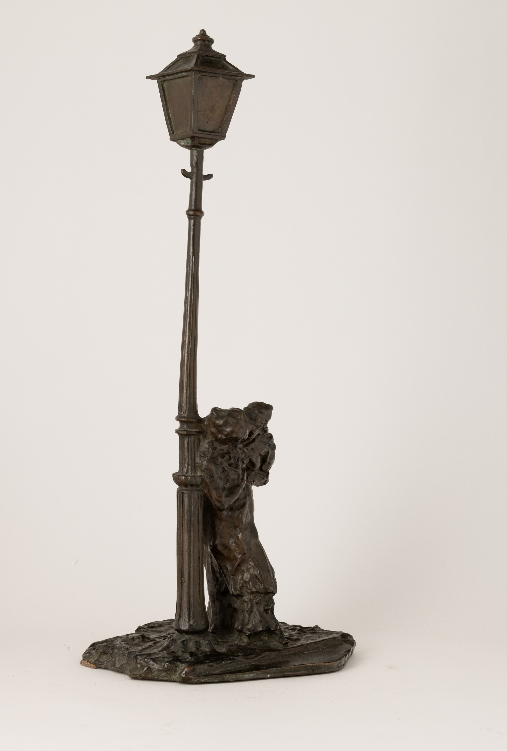 Medardo Rosso - Gli innamorati sotto il lampione, scultura in bronzo