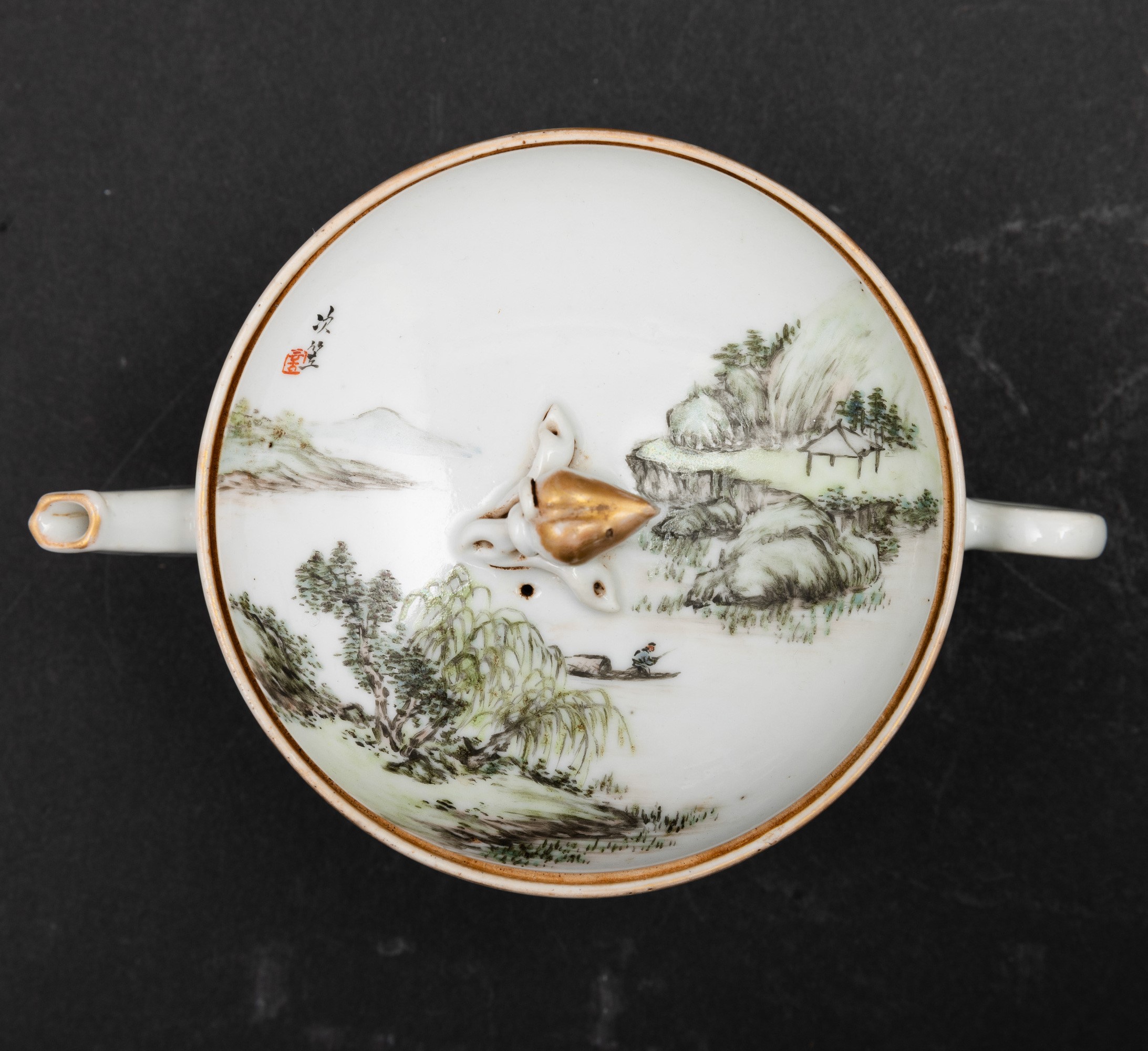 Teiera in Porcellana Qian Jiang Raffigurante Scena di Paesaggio, Firma Ci Li Cheng Yan, Cina, XX ...
