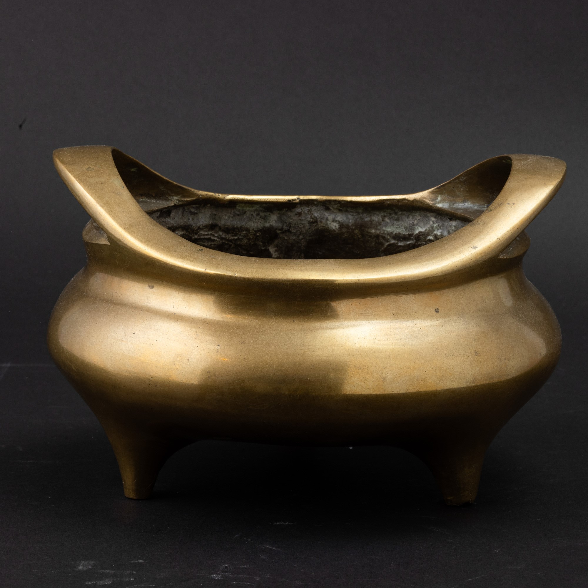 Incensiere Tripode in Bronzo Dorato con Doppia Ansa, Cina, Dinastia Qing, XVIII Secolo