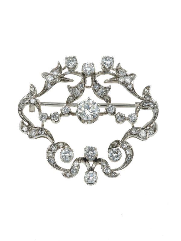 Diamond and gold brooch