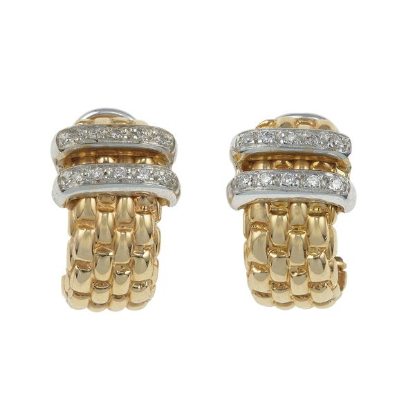 Fope. Orecchini con diamanti