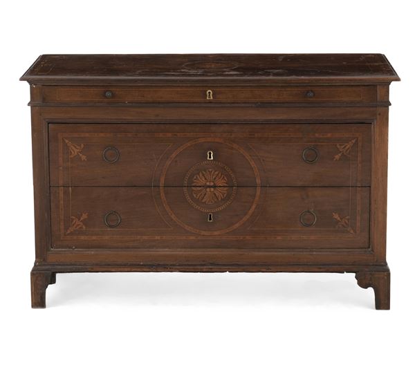 Cassettone lastronato, filettato e intarsiato. Piacenza (?),fine XVIII secolo