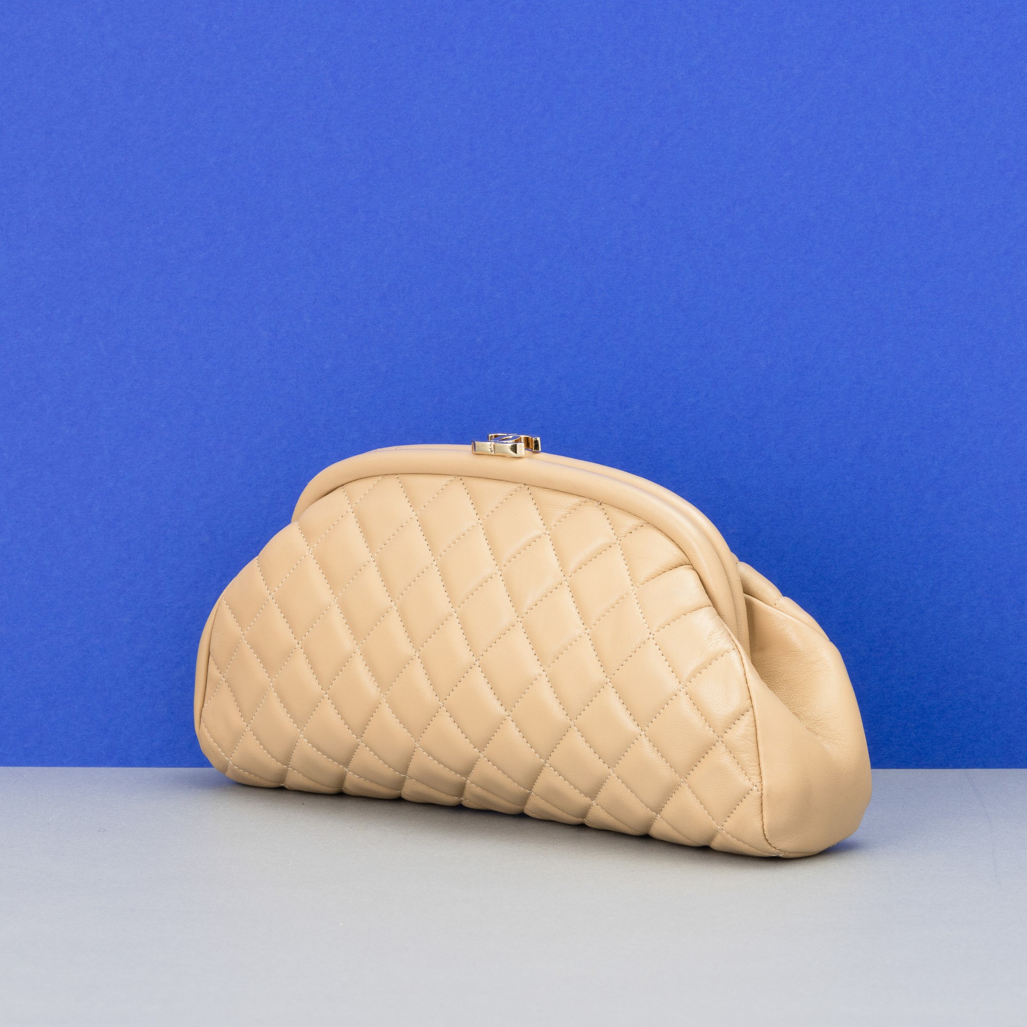 Chanel Pochette Mademoiselle