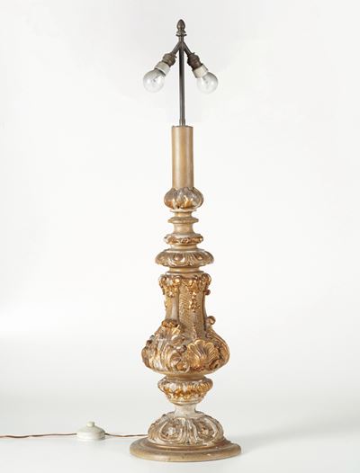 Candeliere in Legno Intagliato e Dorato Montato a Lampada, XIX-XX Secolo