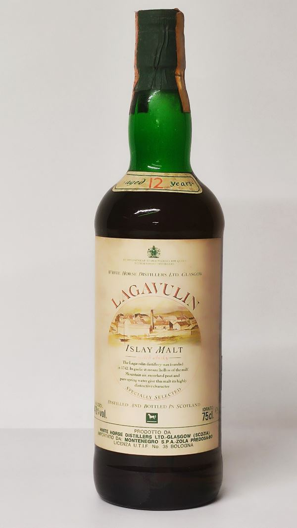 Lagavulin White Horse 12 Years Old, Islay Malt Scotch Whisky