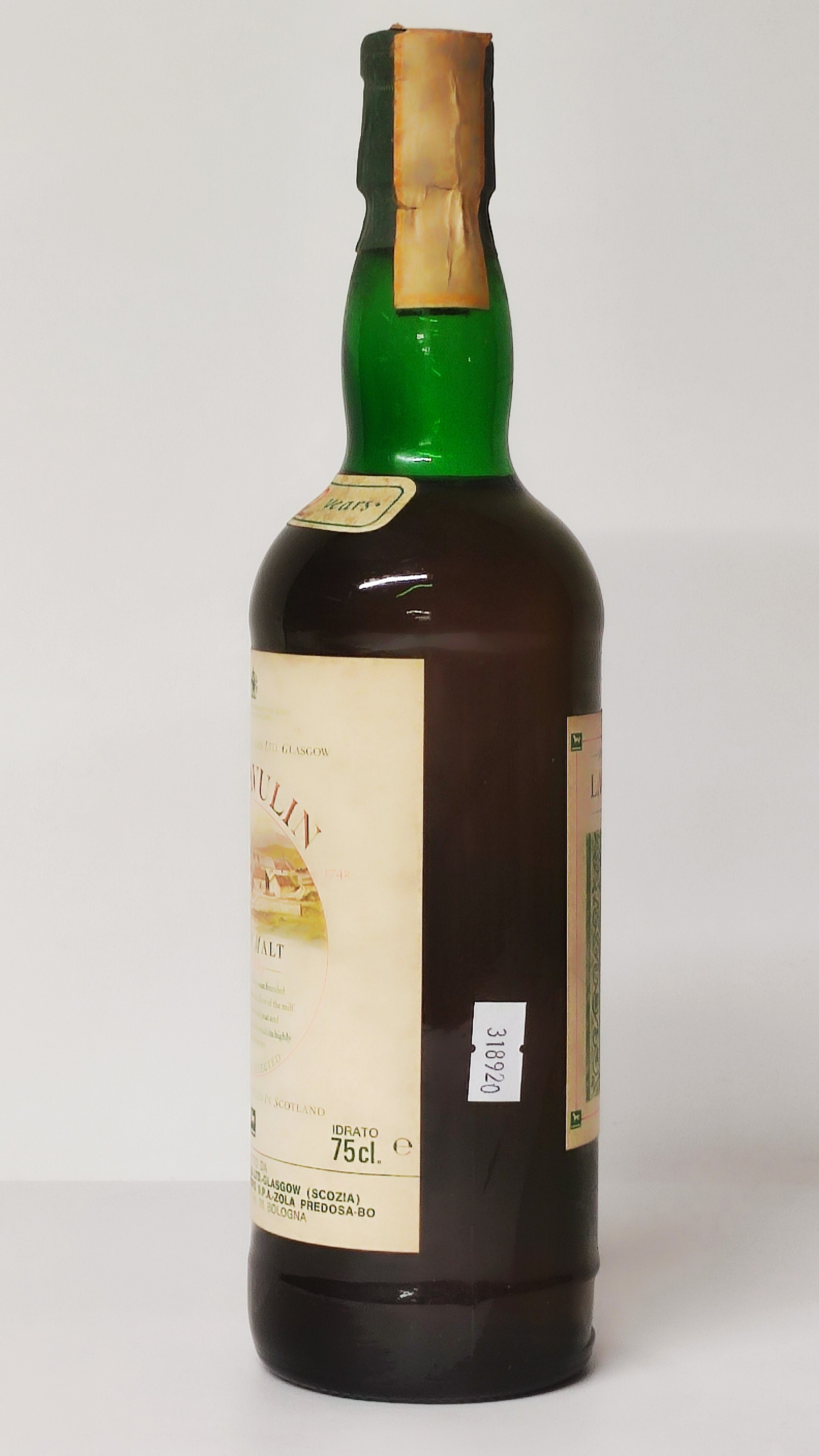 Lagavulin White Horse 12 Years Old, Islay Malt Scotch Whisky
