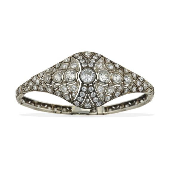 Old-cut diamond and low-karat gold bracelet