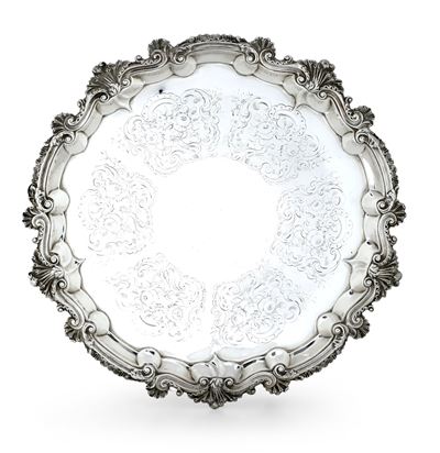 Salver. Londra 1845, Argentiere Jhon Wakerfield