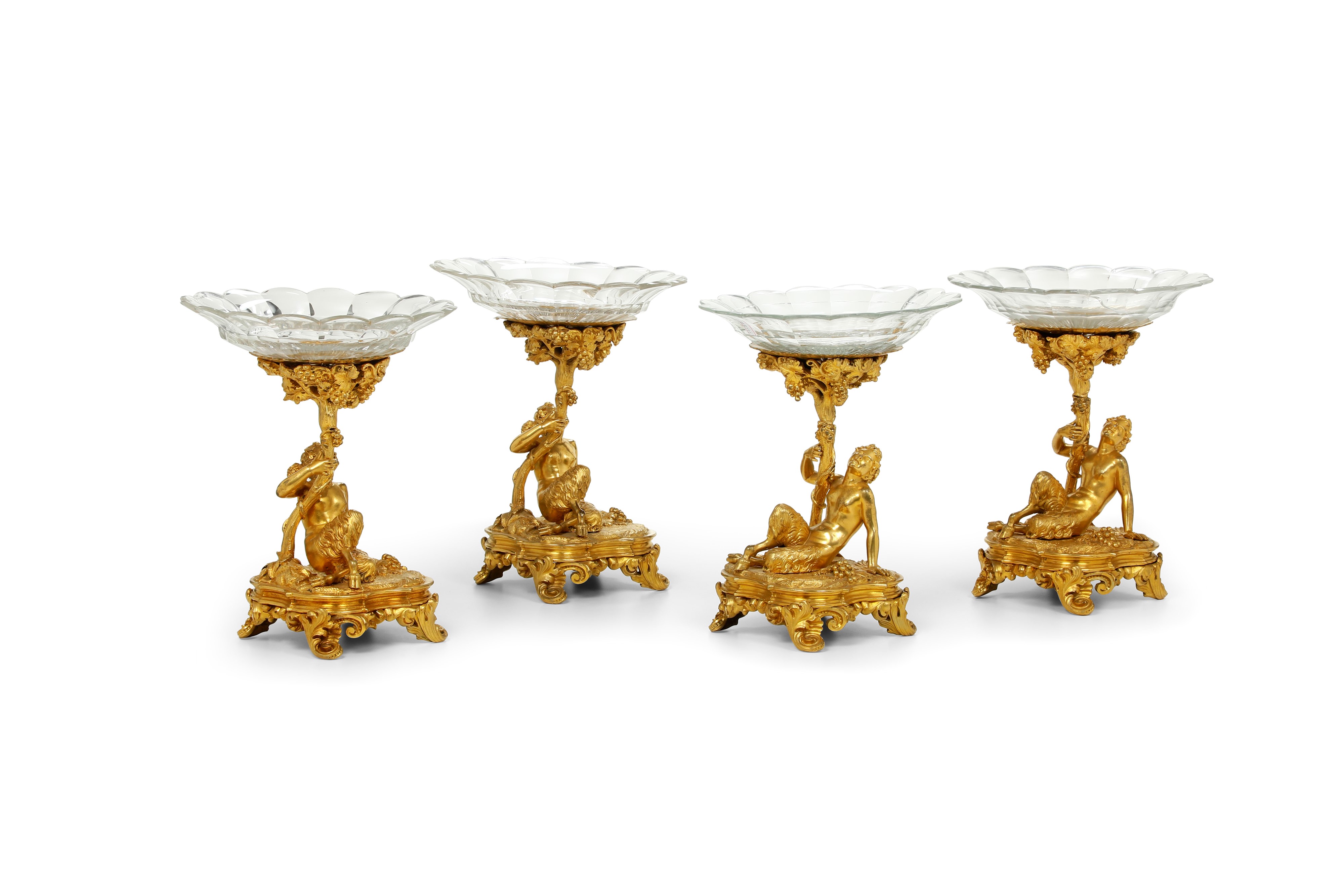 Maestoso Surtout De Table di Gusto Neobarocco. Francia XIX Secolo