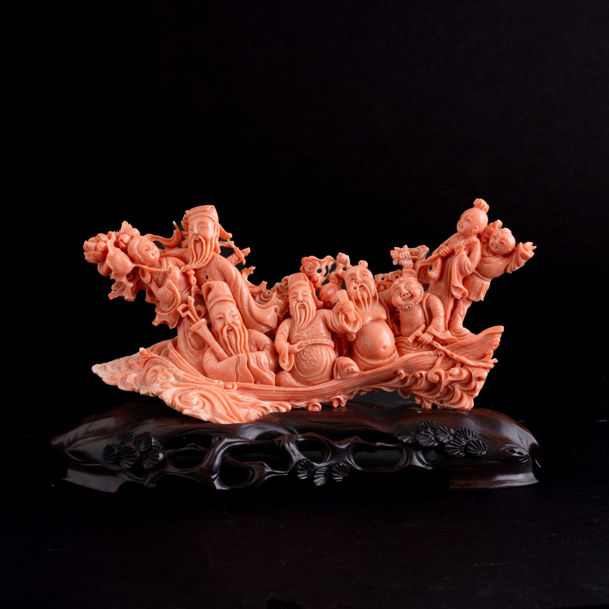 Figura in Corallo Raffigurante Barca con Immortali, Cina, XIX Secolo