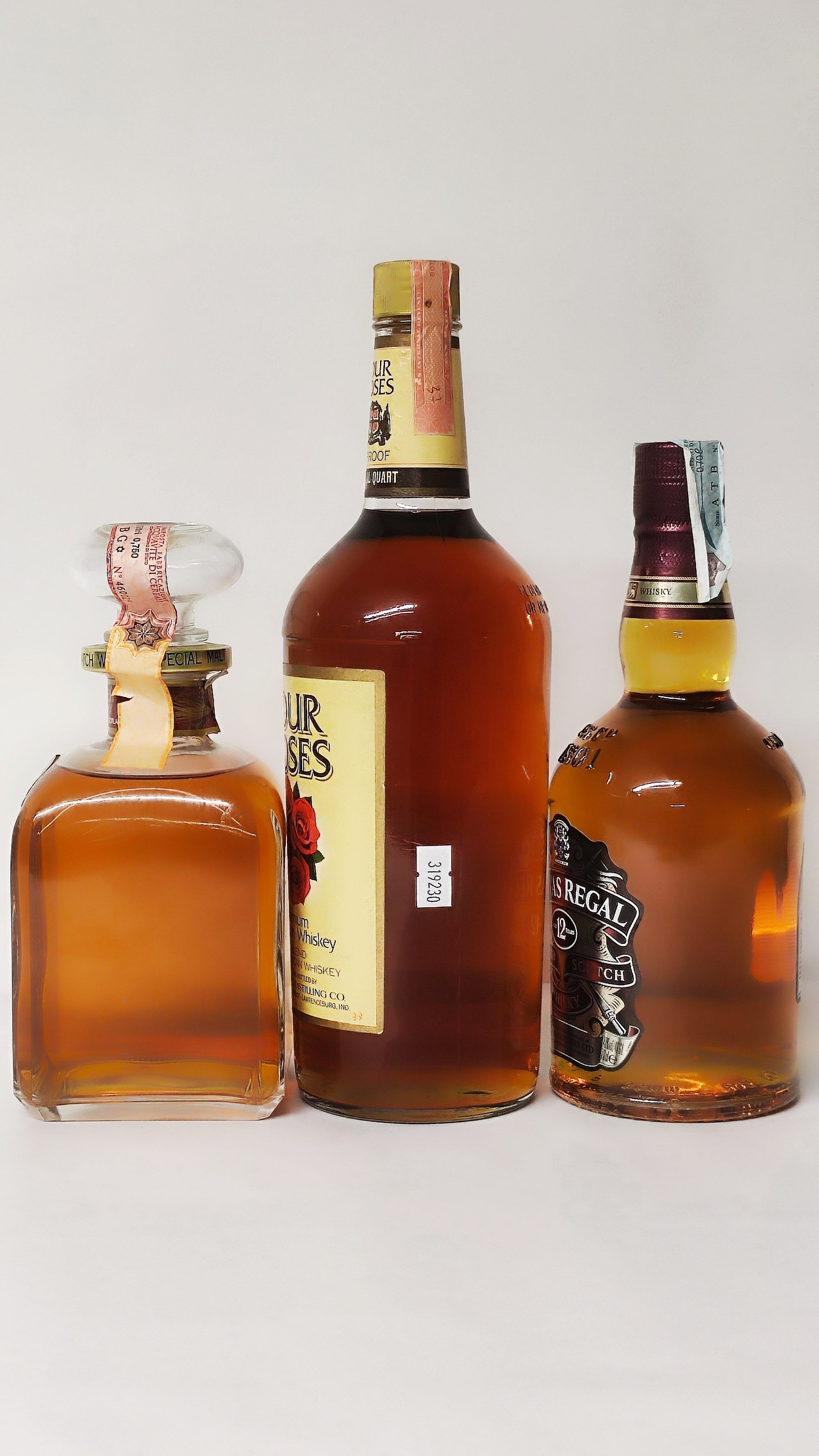 Match, Four Roses, Chivas Regal, Scoth Whisky