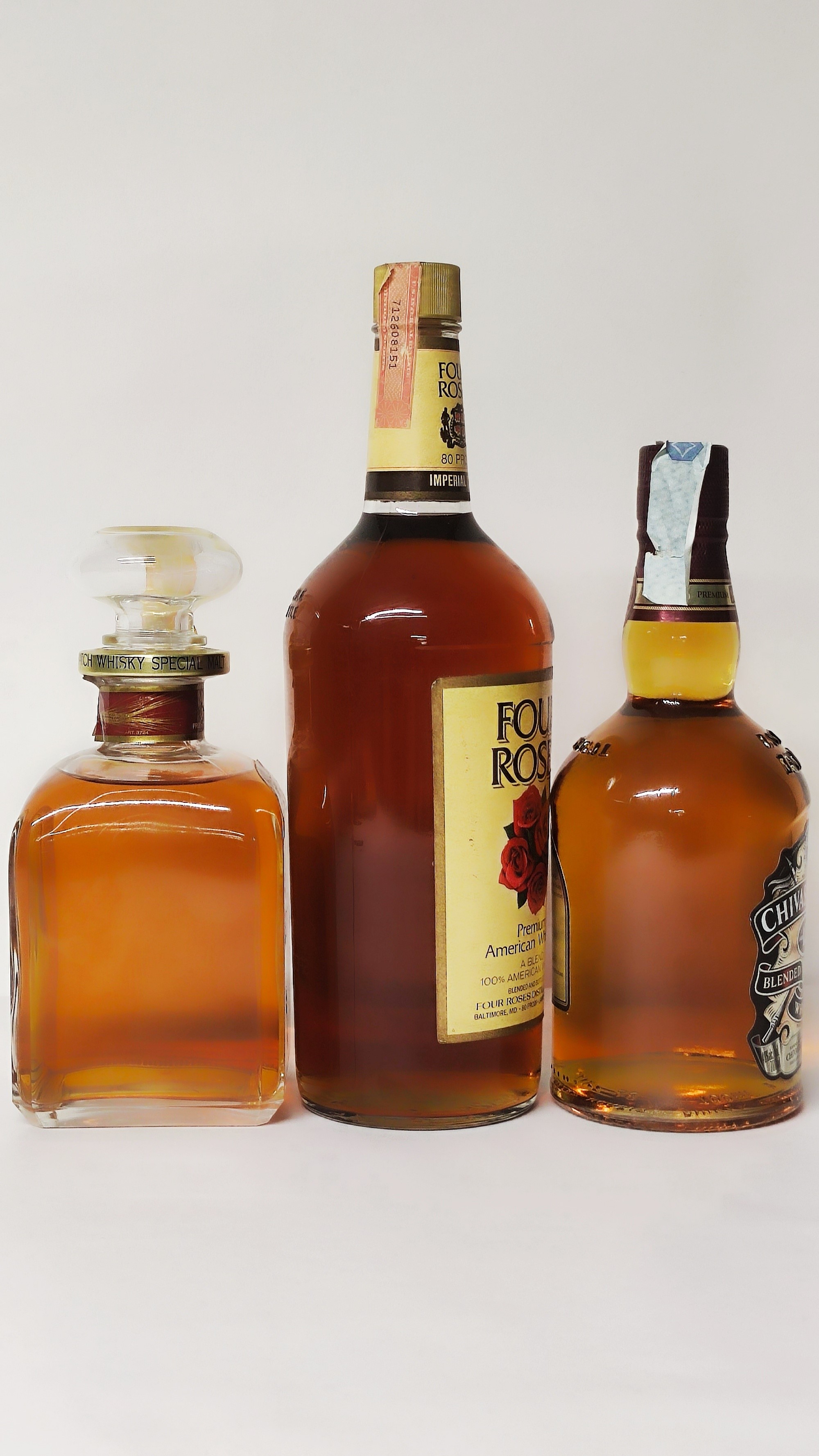 Match, Four Roses, Chivas Regal, Scoth Whisky
