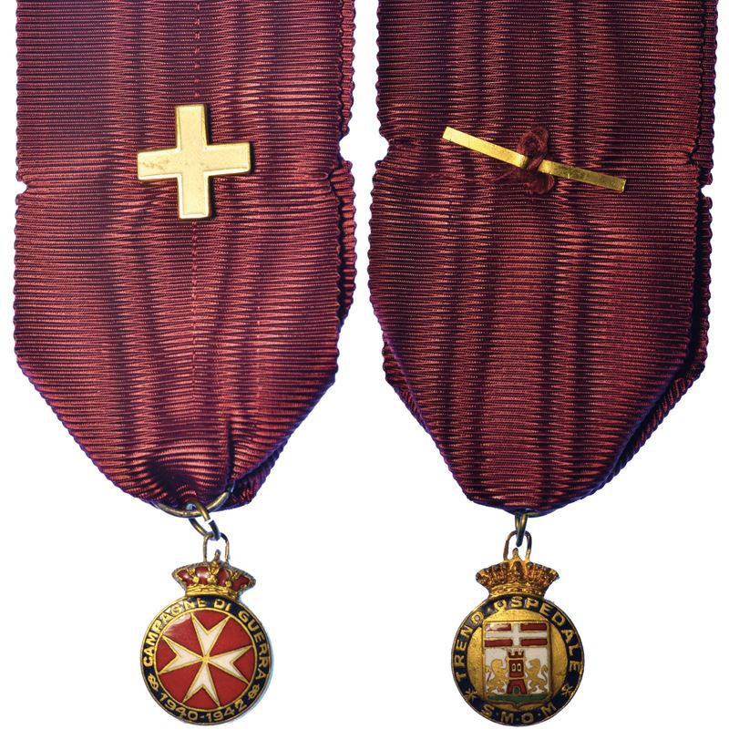 SOVRANO MILITARE ORDINE DI MALTA - TRENO OSPEDALE SMOM. Decorazione per la campagna di guerra 1940-1942.  - Auction Numismatics - Cambi Casa d'Aste