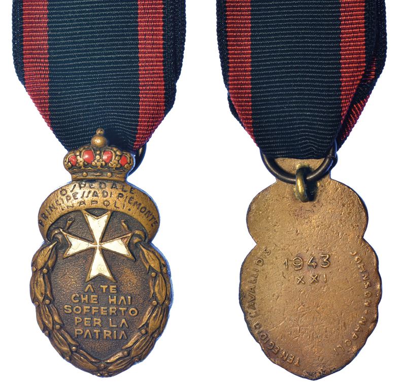 SOVRANO MILITARE ORDINE DI MALTA - OSPEDALE PRINCIPESSA DI PIEMONTE, NAPOLI. Decorazione 1943/A. XXI. a nome del tenente Egidio Cavalli.  - Auction Numismatics - Cambi Casa d'Aste