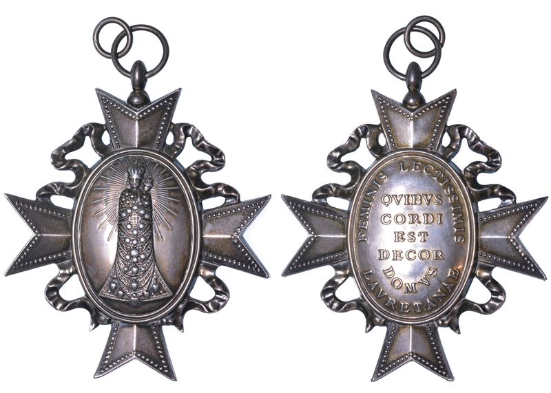 CONGREGAZIONE LAURETANA. Croce da Dama d’Onore della Santa Casa di Loreto.  - Auction Numismatics - Cambi Casa d'Aste