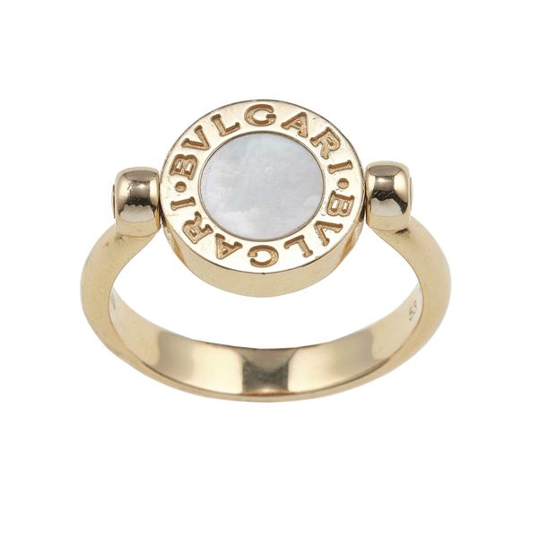 Gold "Bulgari Bulgari" ring. Signed Bulgari. Fitted case