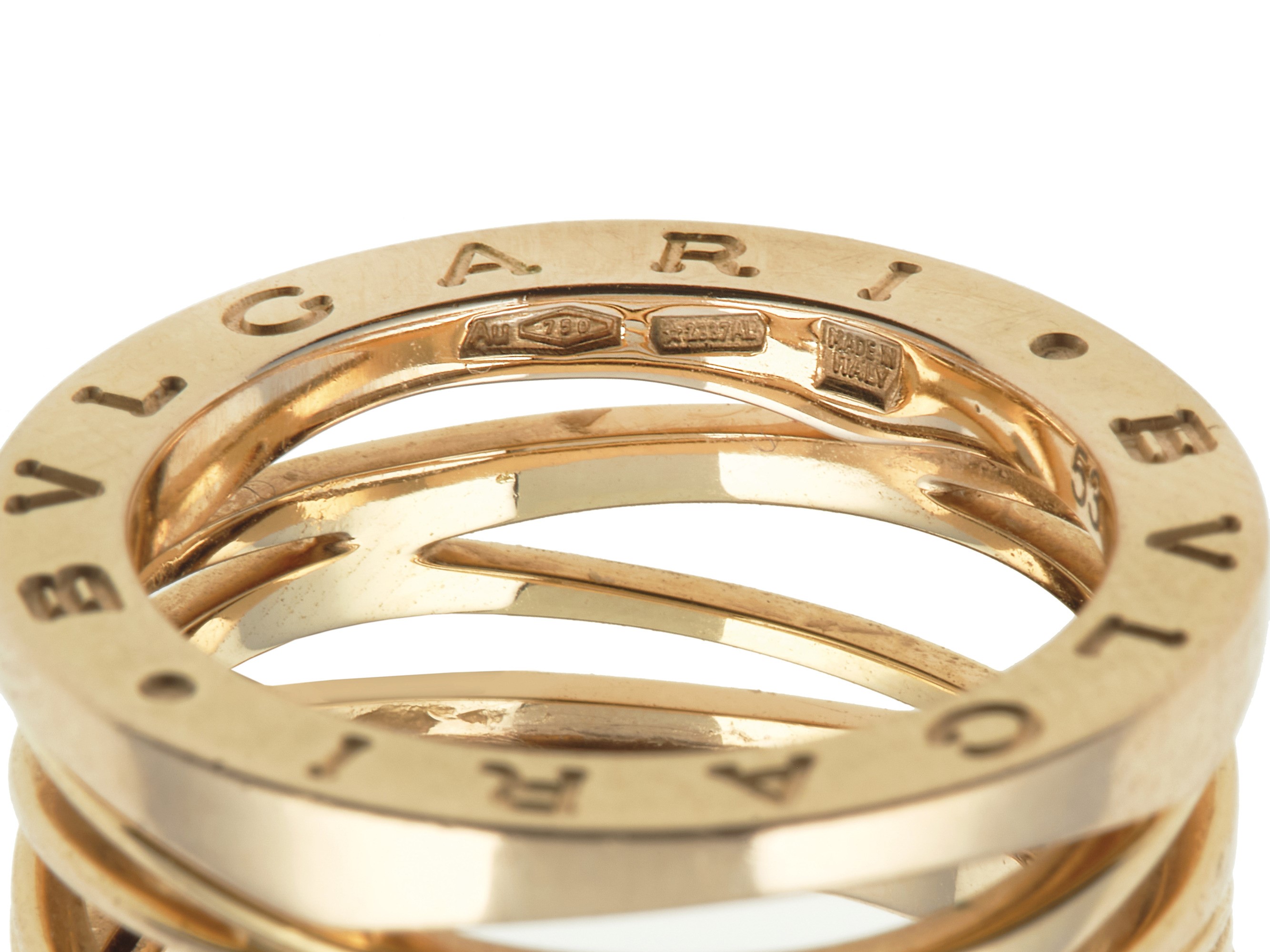 Bulgari. Anello "b.zero1"