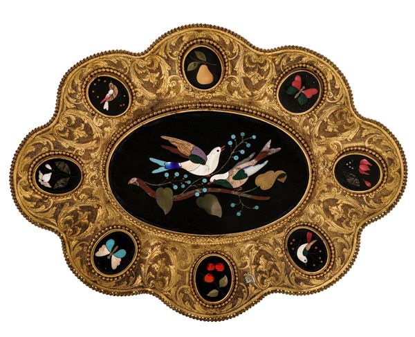 Centrotavola. Commessi di marmo in pietre dure. Firenze metà del XIX secolo