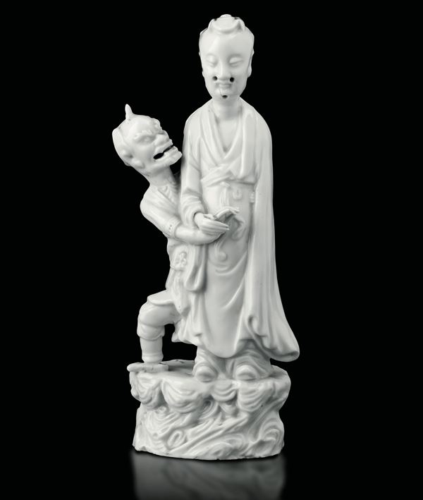 Figura di due divinità tra le nuvole in porcellana Blanc de Chine, Cina, Dinastia Qing, XX secolo
