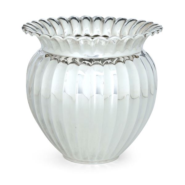 Vaso. Argenteria italiana del XX secolo. Argentiere Cesa, Alessandria