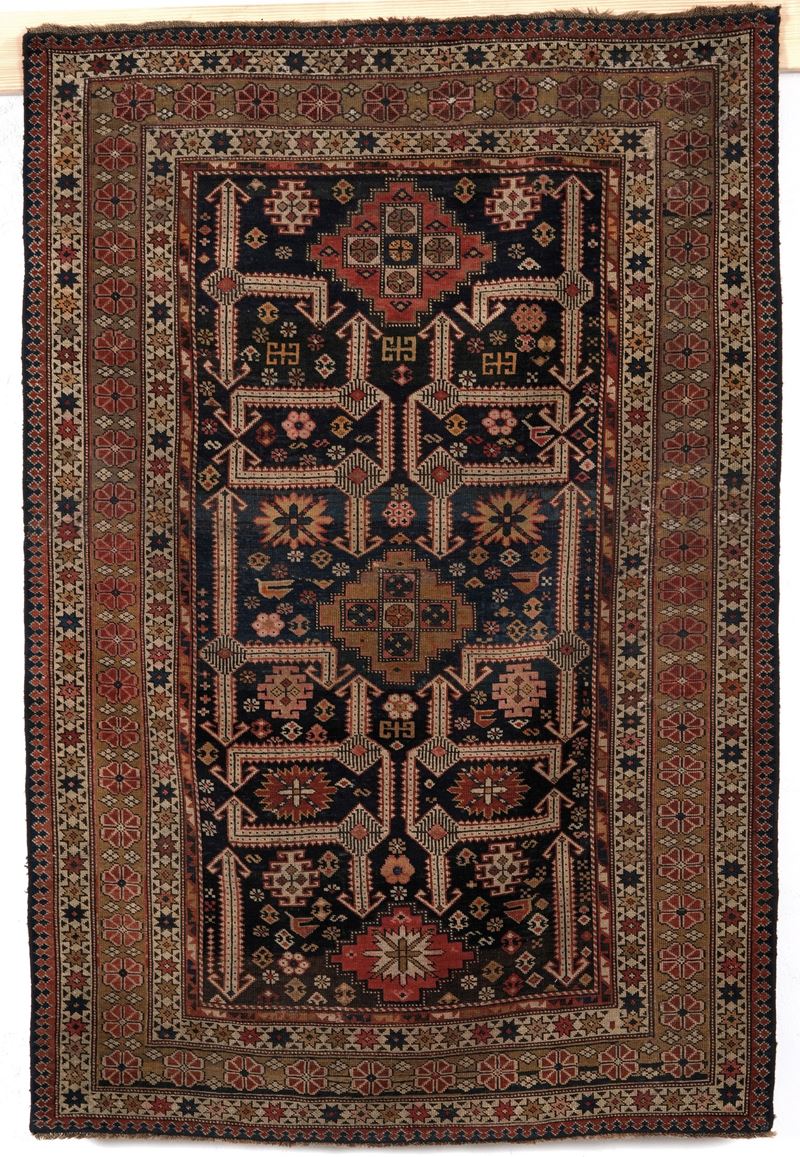 Tappeto Shirvan Caucaso, fine XIX inizio XX secolo  - Asta Tappeti Antichi - Cambi Casa d'Aste