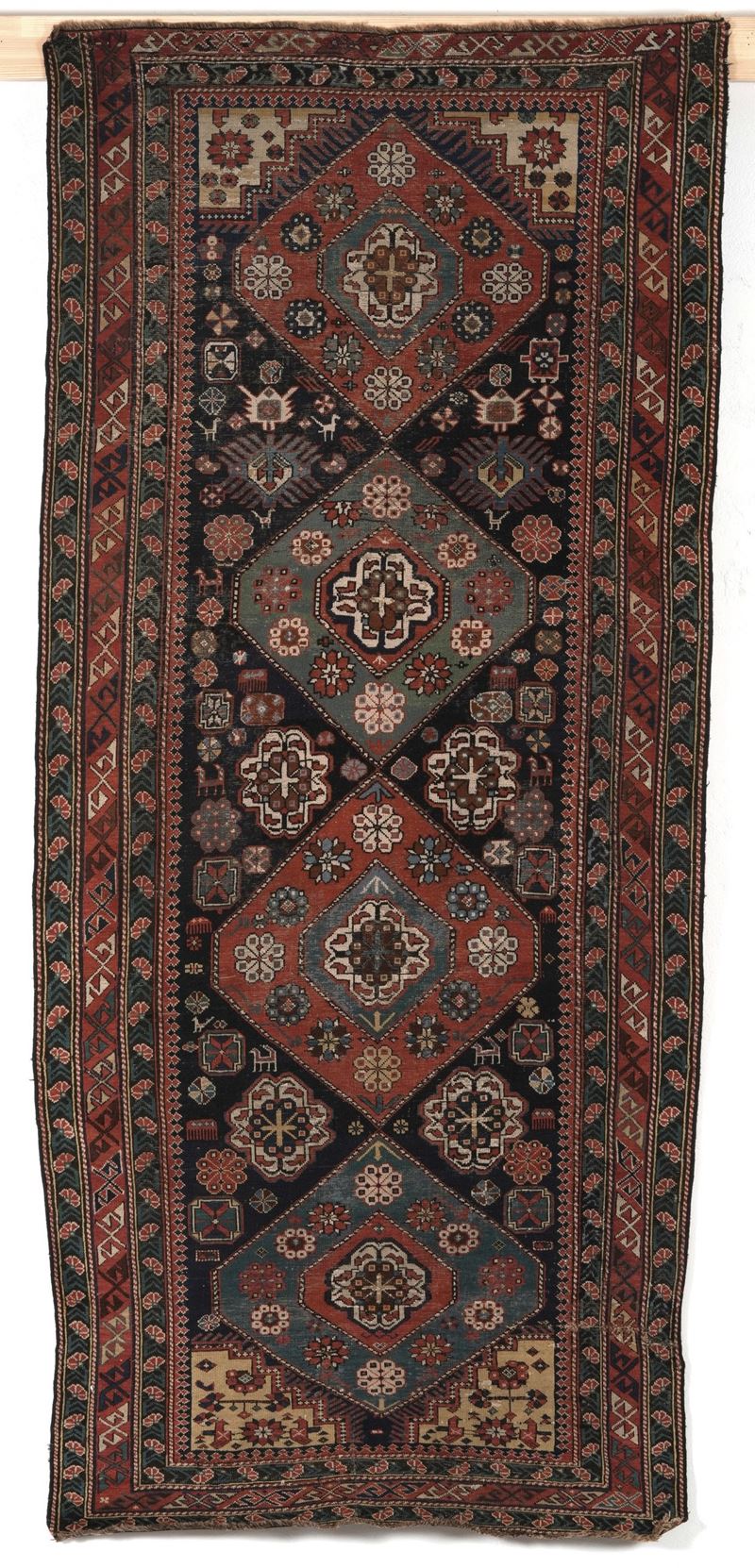 Tappeto Caucaso fine XIX inizio XX secolo  - Auction Fine Carpets and Rugs - Cambi Casa d'Aste