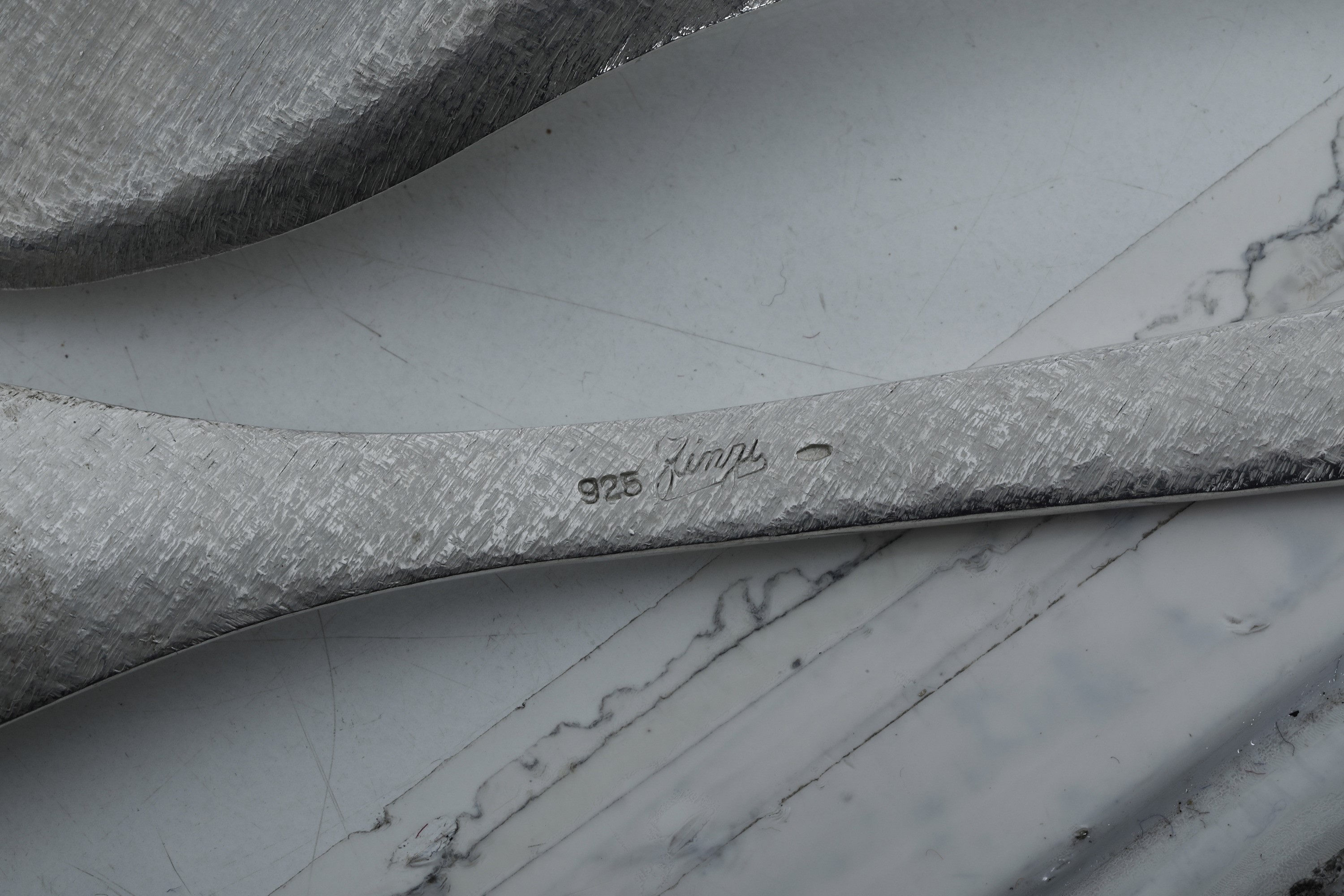 Importante Servizio di Posate per 12 Coperti Composto da 243 Pezzi, Milano 1963, Finzi Arte di Ar...