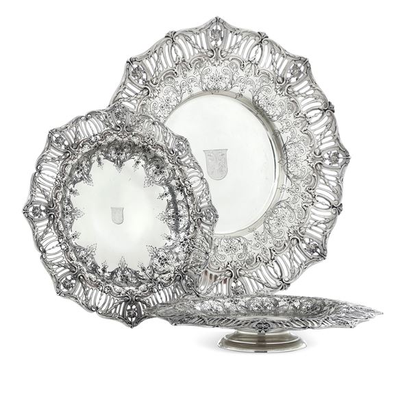 Coppia di alzate e piatto. Cowell & Hubbard, USA XX secolo