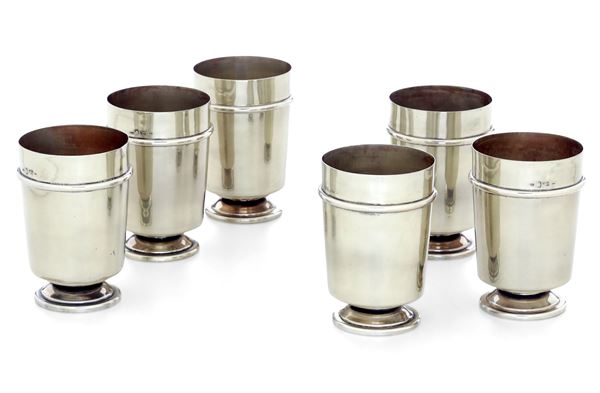 Sei bicchieri. Argenteria milanese del XX secolo