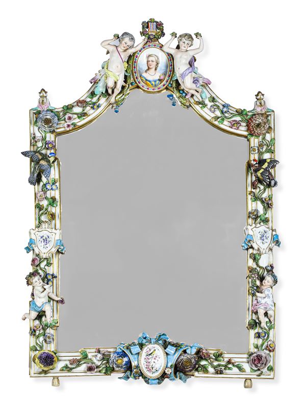 Specchiera. Probabilmente Turingia, XIX-XX secolo 