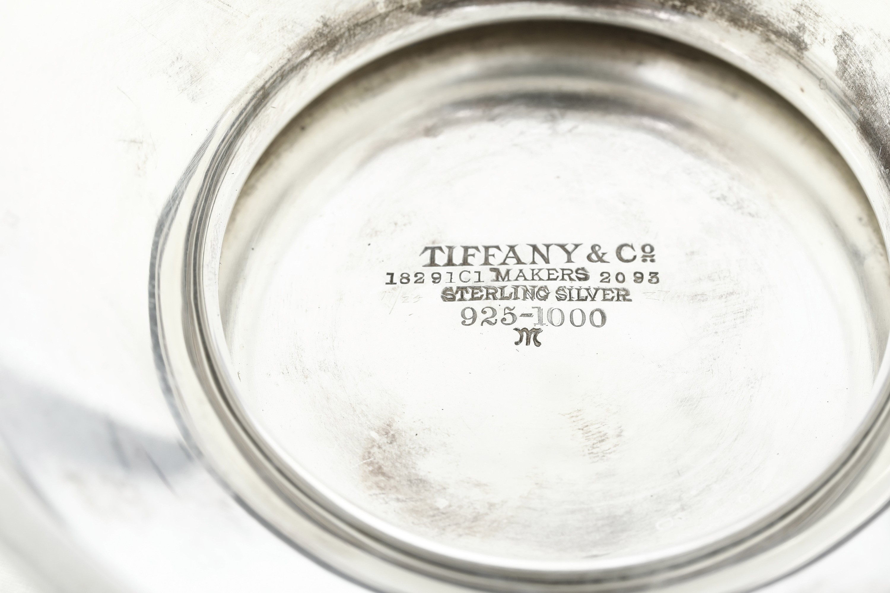 Cestino. Tiffany, Usa, XX Secolo