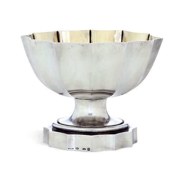 Coppa. Argenteria italiana del XX secolo, argentiere Mario Vitali, Roma per Maison Bulgari