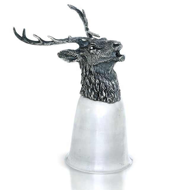 Bicchiere da caccia a guisa di testa di cervo. Maison Gucci, Italia XX-XXI secolo