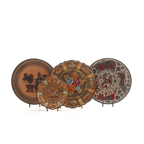 Quattro piatti a decoro policromo, Orvieto, XX secolo