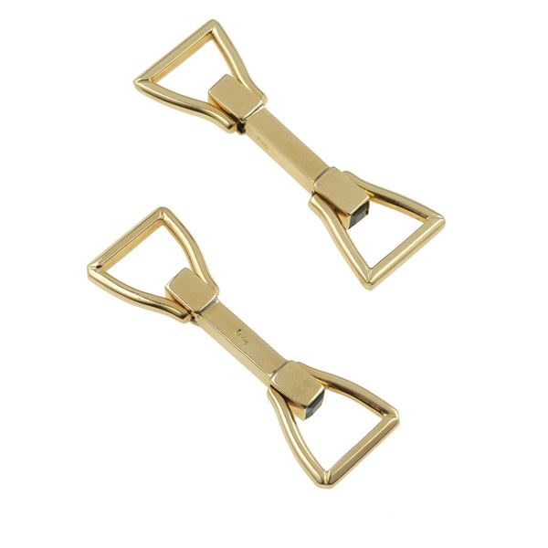 Two pairs of gold cufflinks