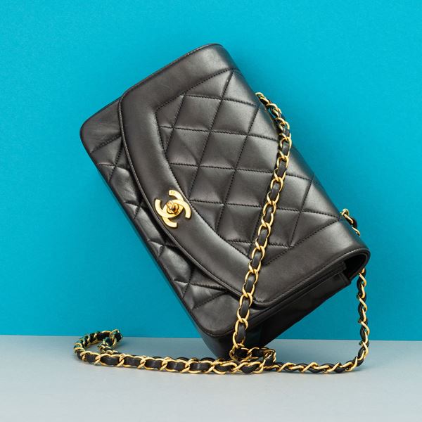 Chanel Diana piccola