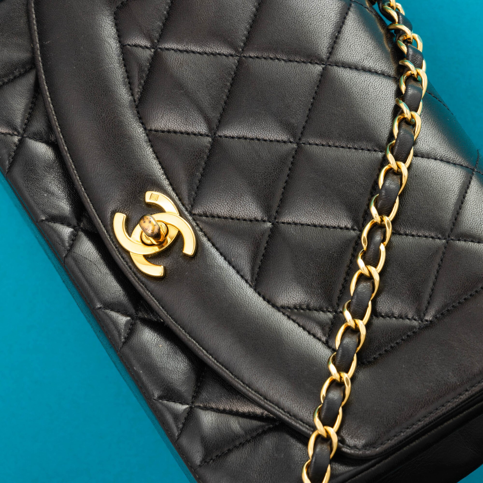 Chanel Diana Piccola