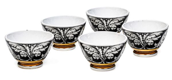 Cinque ciotole da aperitivo. Milano, Manifattura Fornasetti, 1950 circa.