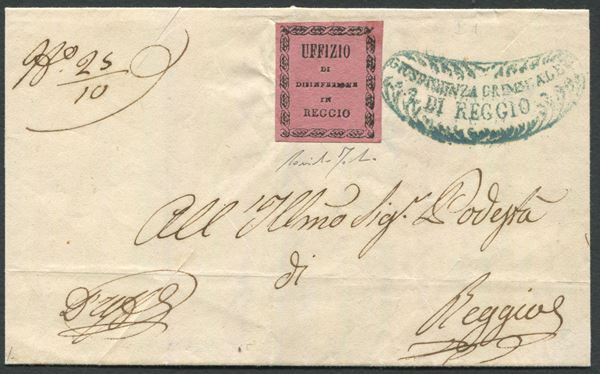 1855 - Sovracoperta di lettera del 27 agosto indirizzata a Reggio con tagli di disinfezione ed etichetta rosa “UFFIZIO DI DISINFEZIONE IN REGGIO”